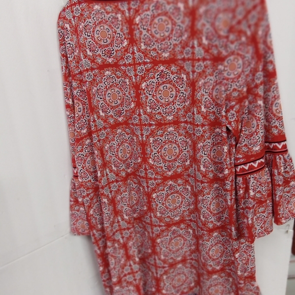 Max Studio Dress Stretchy, Comfort Red & Blue extract ,Bell Sleeves Size XL - Picture 5 of 6